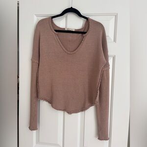 We the Free Long Sleeve Pullover Size Small